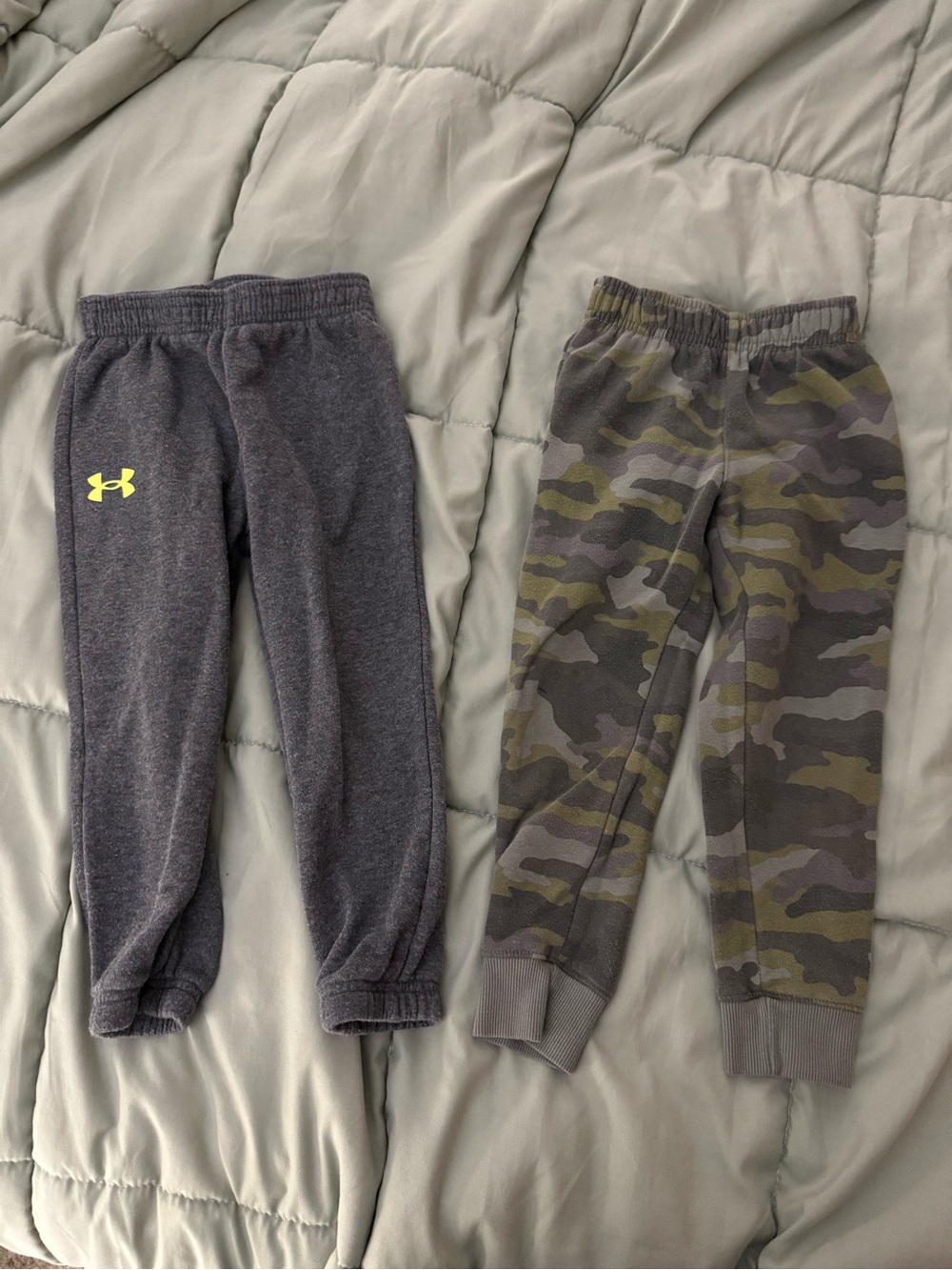 Cat & Jack Olive Camo and Grey Under Armor Kids Jogger Duo